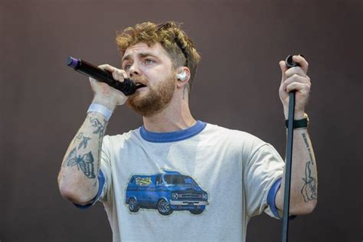 Alex Warren (TikTok Star) Bio, Wiki, Girlfriend, Age, Height, Weight, Net Worth, Career, Facts