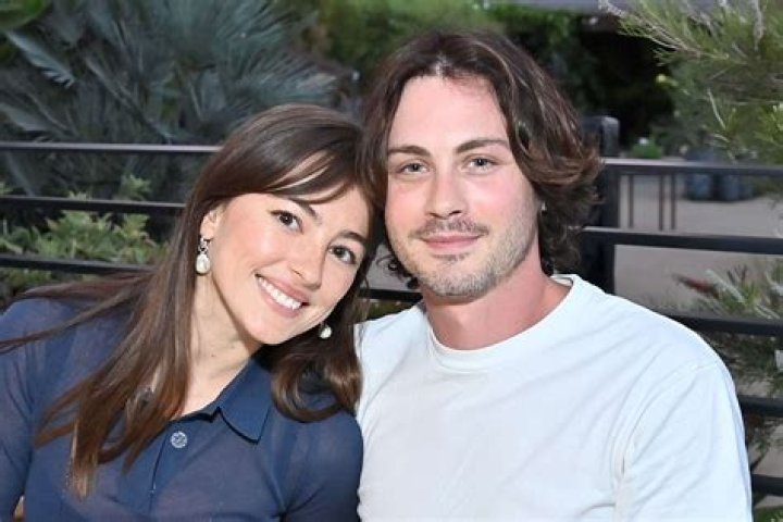 Ana Corrigan: Logan Lerman Girlfriend, Age, Wiki, Biography, Instagram
