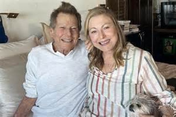 Chloe Symonds Age- How Old Was She At The Time Of Her Father’s Death?