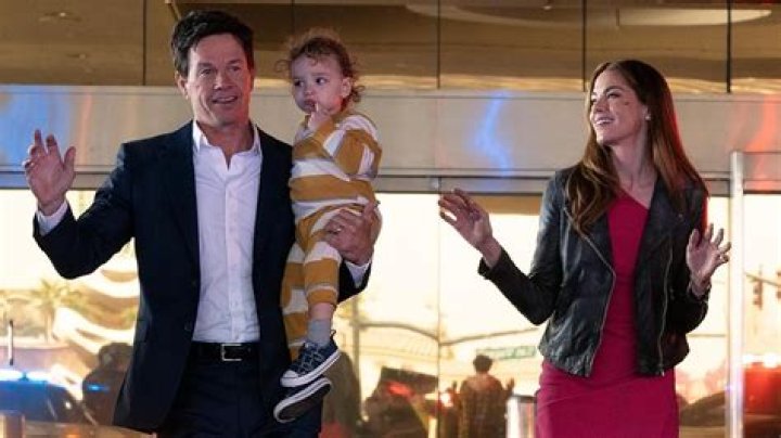 Dylan Walsh Bio, Wiki, Age, Ethnicity, Height, Wife, Movies and Net Worth