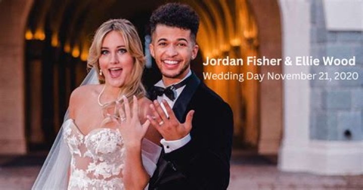 Jordan Fisher Age, Ethnicity, Height, Girlfriend, Gay, Parents, Family