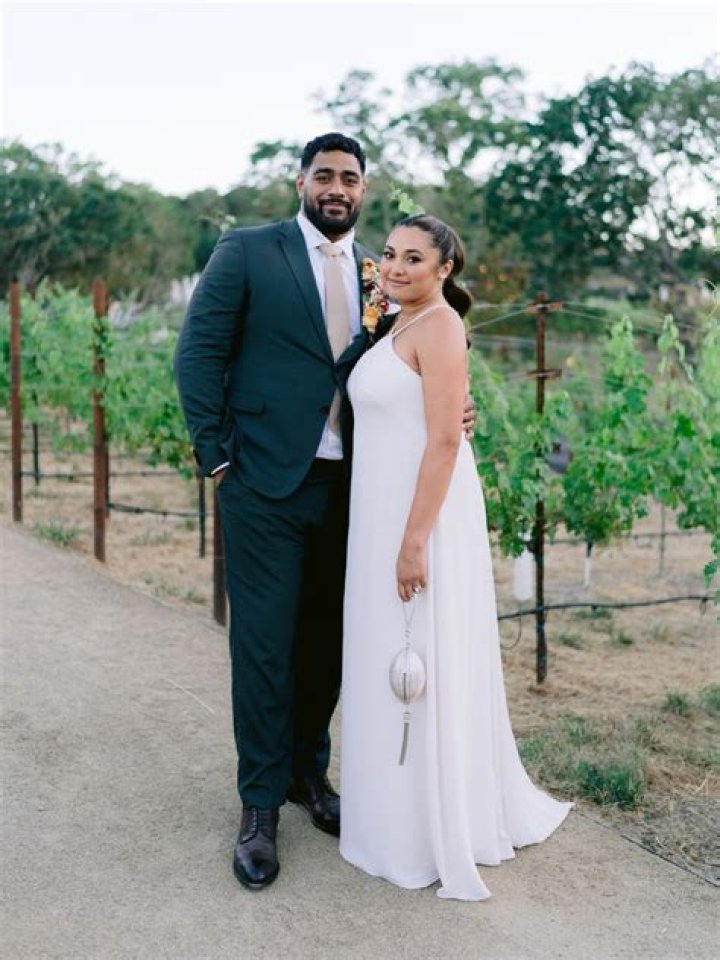 Jordan Mailata Wife: Is Jordan Mailata Married?