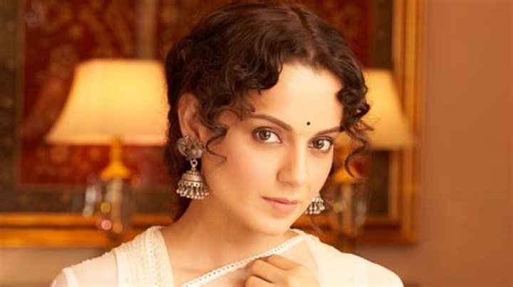Kangana Ranaut Biography, Age, Height, Husband, Instagram, Movies, Family, Net Worth and Awards