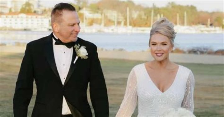 Kayla Manning Bio, Wiki, Age, Family, Husband, Instagram and Net Worth