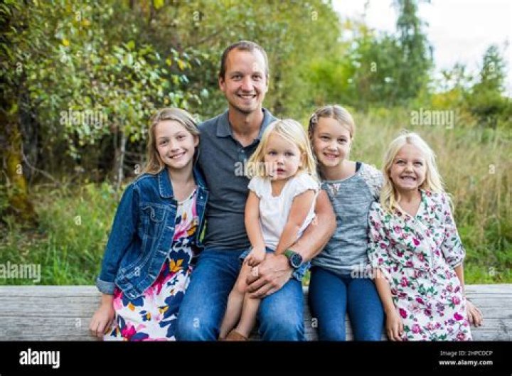 Meet Jet Li Four Beautiful Daughters