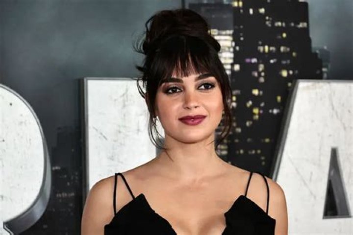 Melissa Barrera Bio, Net Worth, Age, Husband, Family, Height, Facts