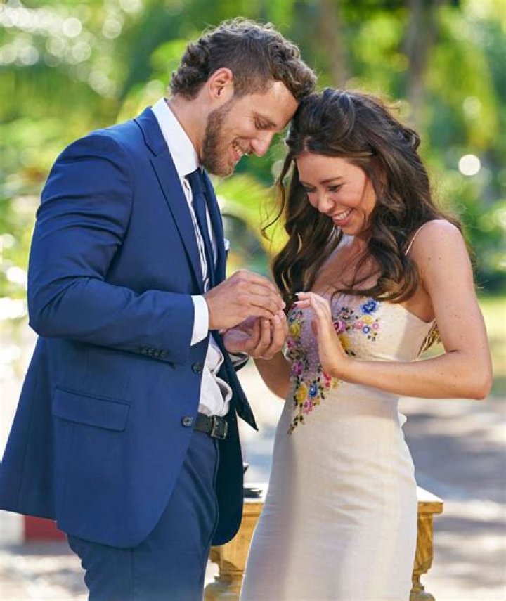 The Bachelor: Who Is Bailey Brown? Age Boyfriend And Net Worth