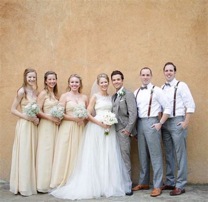 Who Are London Elise Moore’s Husband, Kids & Family Members?