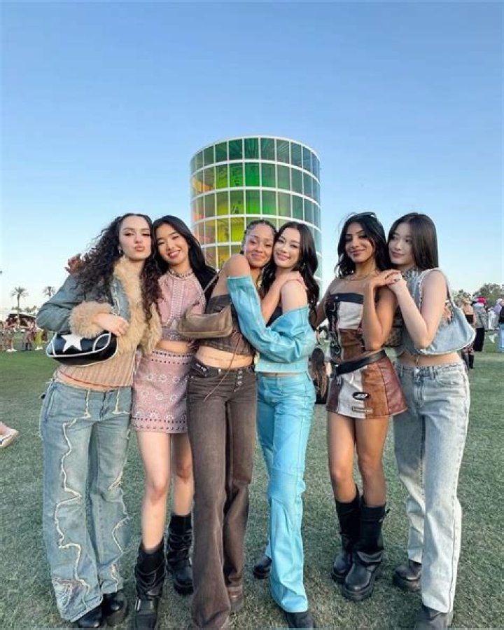 Who Are Rina Sawayama Parents? Japanese Origin Singer On Coachella Introduce Herself As A Queer