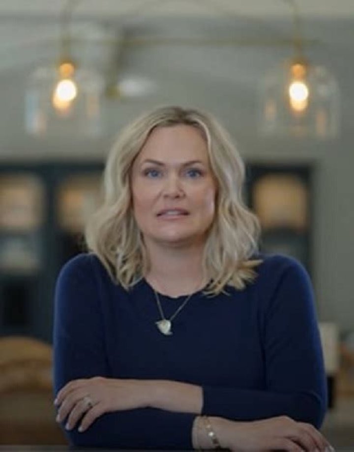Who Is Tricia Roberts? Dave Roberts Wife and Children – Age and Family